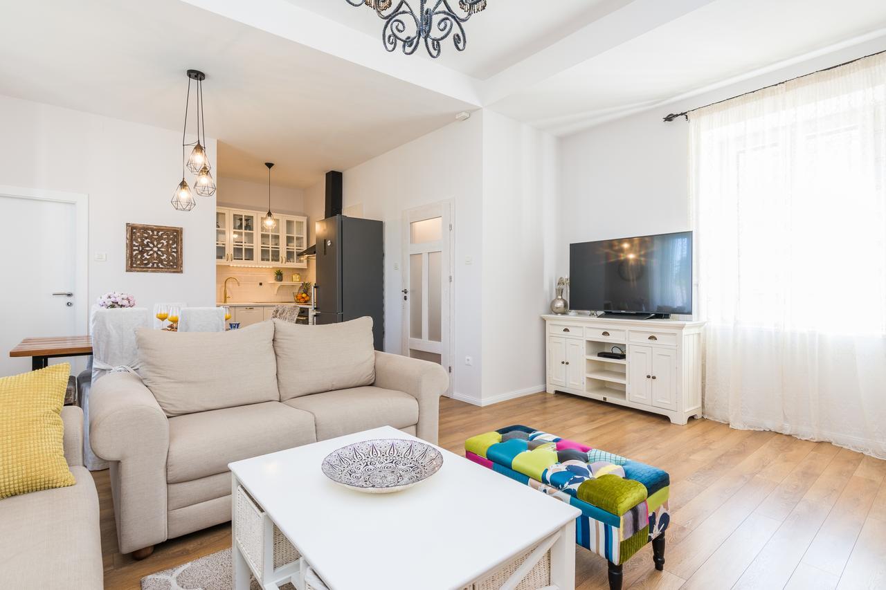 Apartments Fontana Zadar Luaran gambar